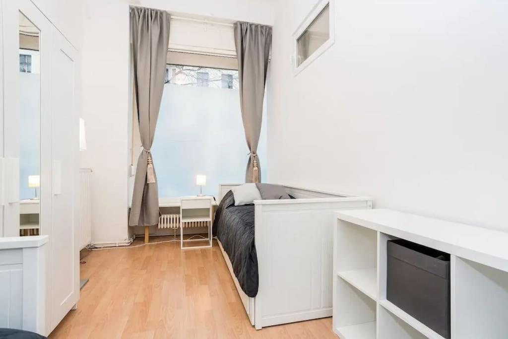 Newly Furnished Apartment For Up To 6 People Berlín Exterior foto